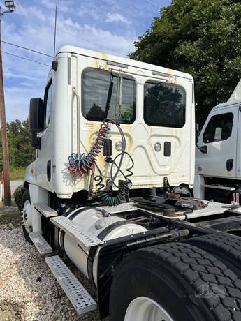2015 Freightliner Cascadia