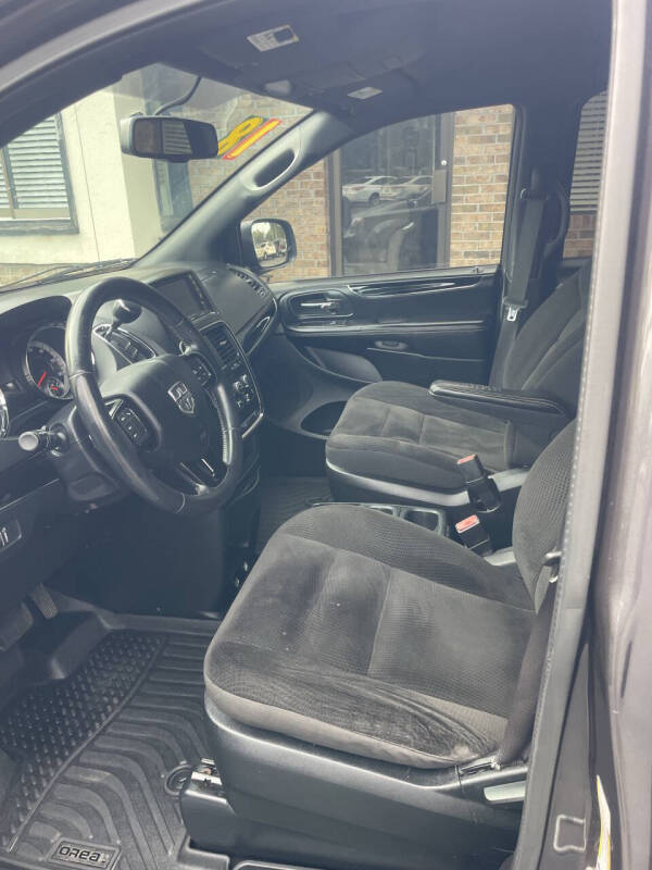 2018 Dodge Grand Caravan SE