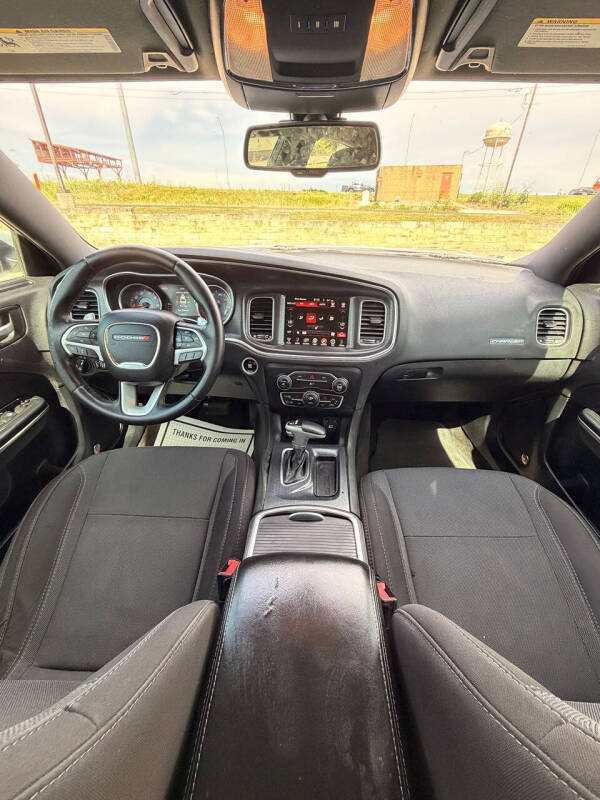 2015 Dodge Charger SXT