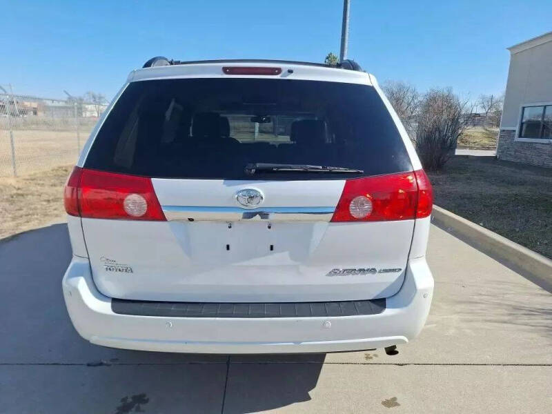 2008 Toyota Sienna