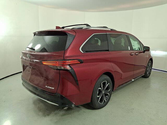 2026 Toyota Sienna Platinum 7-Passenger
