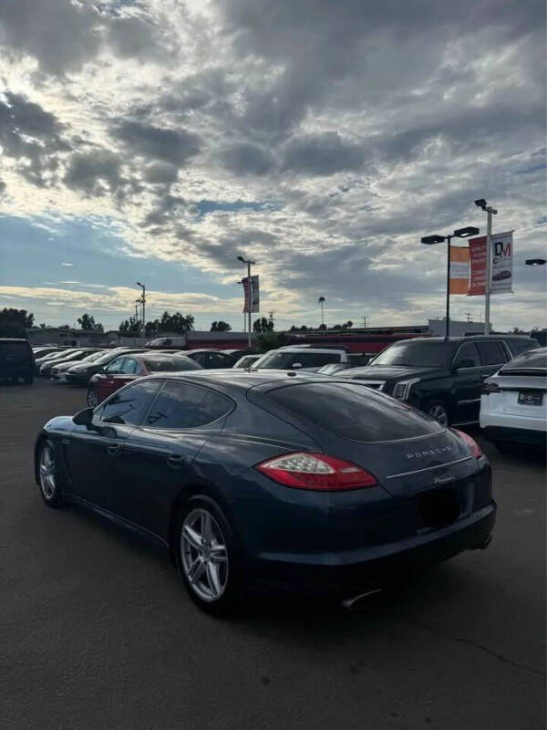 2011 Porsche Panamera