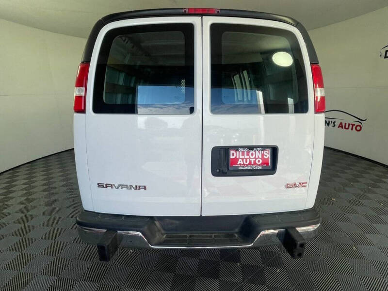 2023 GMC Savana 2500