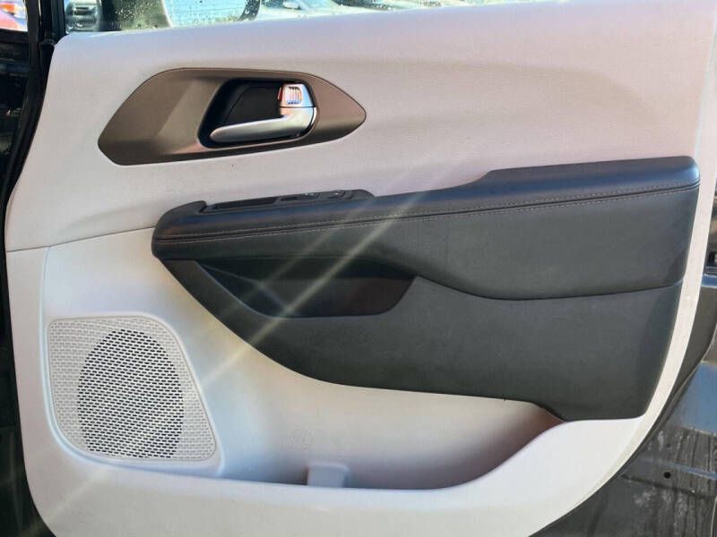 2018 Chrysler Pacifica Touring L