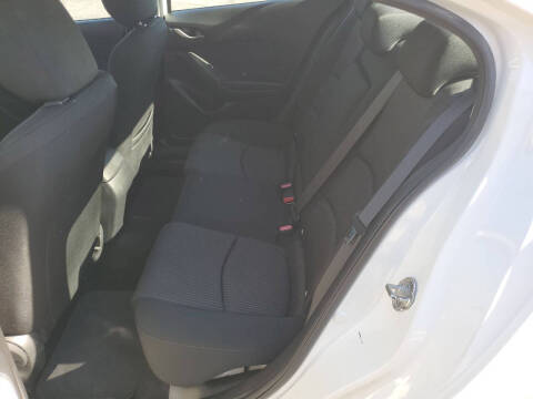 2015 Mazda MAZDA3 i Touring