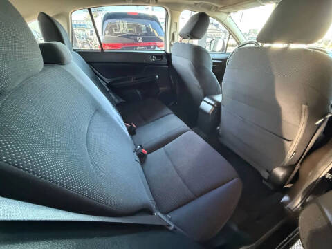 2013 Subaru Impreza 2.0i Premium