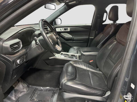 2022 Ford Explorer Platinum