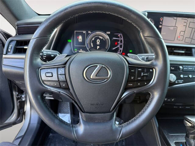 2021 Lexus ES 300h