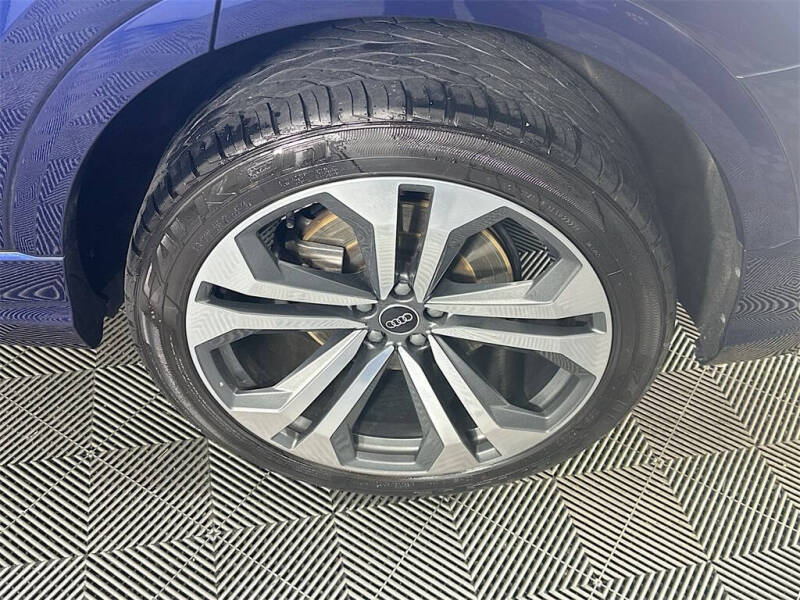 2021 Audi Q8 quattro Premium Plus 55 TFSI