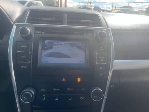 2017 Toyota Camry LE