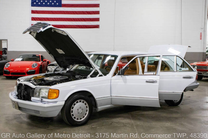 1991 Mercedes-Benz 560-Class 560 SEL