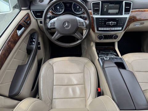 2014 Mercedes-Benz GL-Class GL 550 4MATIC