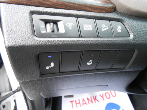 2017 Hyundai Santa Fe Sport 2.0T Ultimate