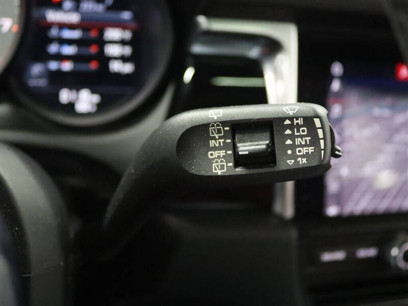 2020 Porsche Macan S