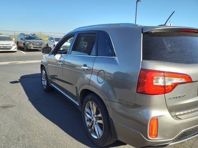 Used 2015 Kia Sorento Limited with VIN 5XYKWDA73FG646999 for sale in Peoria, AZ