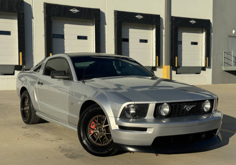 2005 Ford Mustang GT Premium