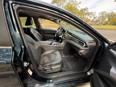 2018 Toyota Camry SE