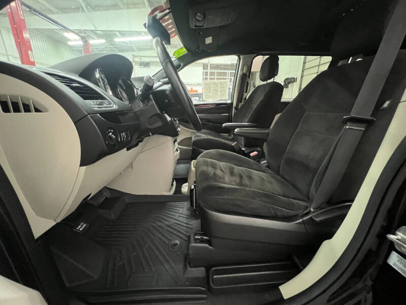 2016 Dodge Grand Caravan SE Plus