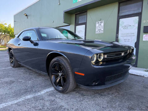 2019 Dodge Challenger SXT