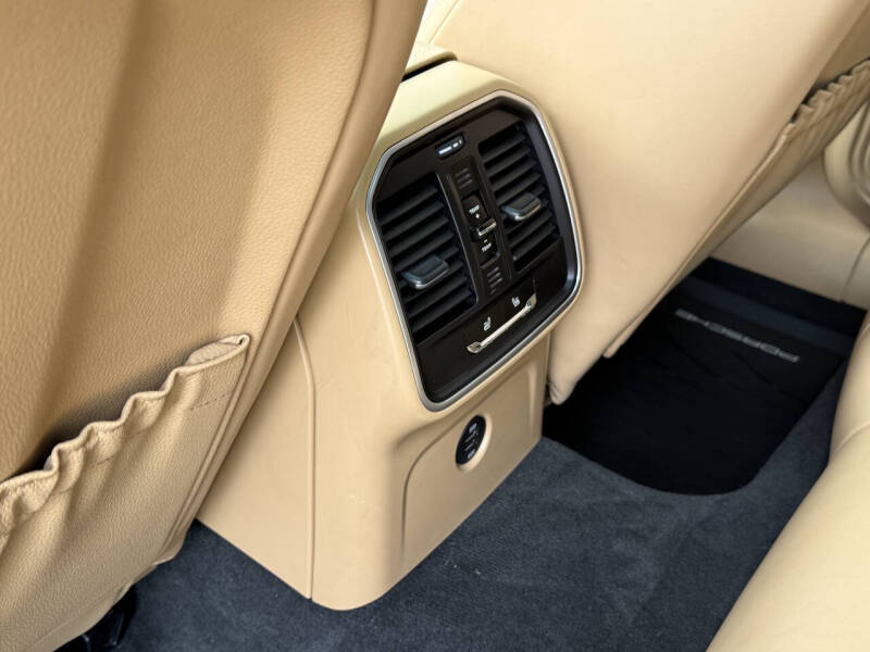 2018 Porsche Macan S