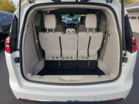 2021 Chrysler Pacifica Touring L