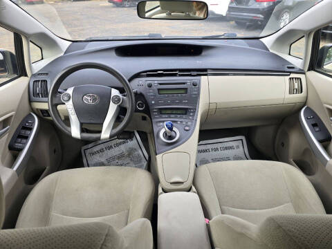 2010 Toyota Prius III