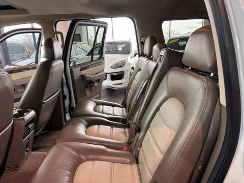 2005 Ford Explorer Eddie Bauer