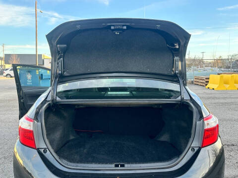 2016 Toyota Corolla LE Plus