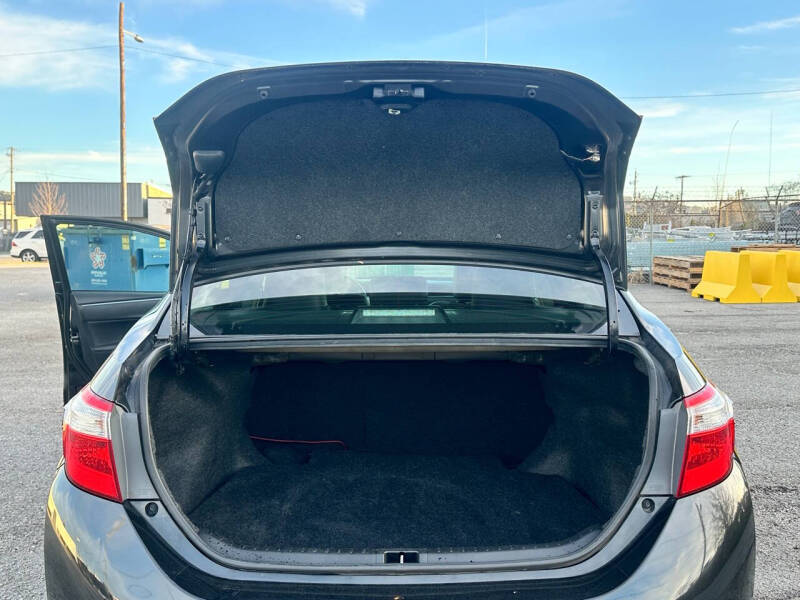 2016 Toyota Corolla LE Plus