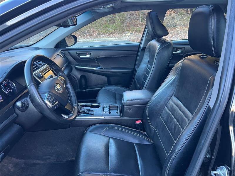 2015 Toyota Camry Hybrid