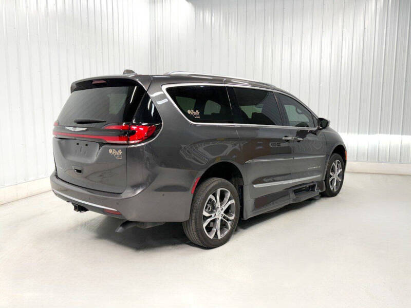 2022 Chrysler Pacifica Pinnacle