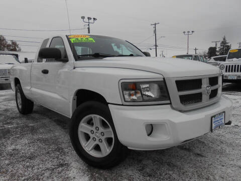 2010 Dodge Dakota for sale at McKenna Motors in Union Gap WA