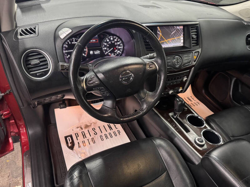 2013 Nissan Pathfinder Platinum