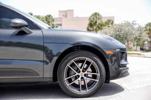 2022 Porsche Macan
