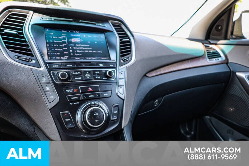 2017 Hyundai Santa Fe Limited Ultimate