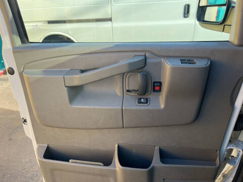 2016 Chevrolet Express 2500