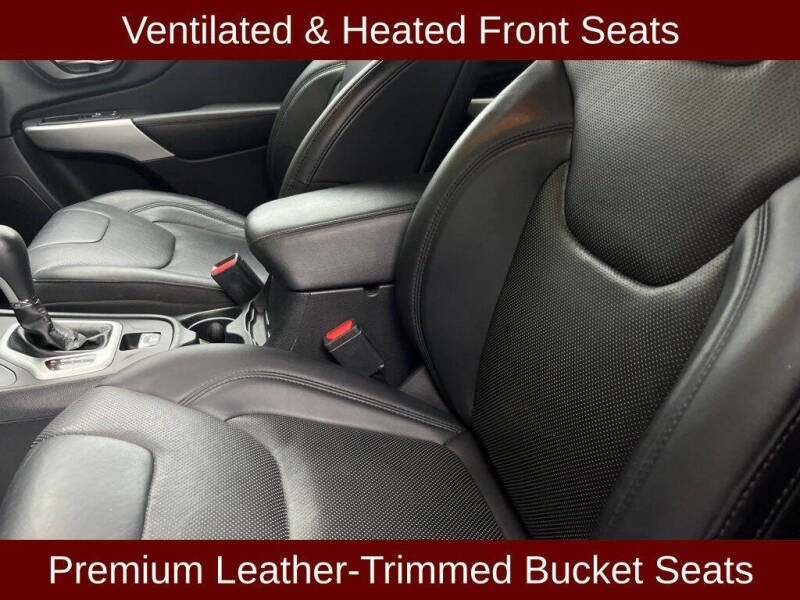 2017 Jeep Cherokee Overland