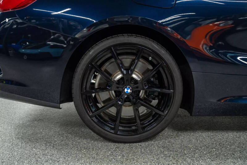 2025 BMW 8 Series 840i