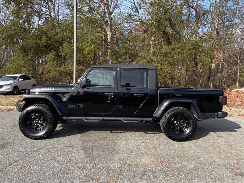 2021 Jeep Gladiator Sport