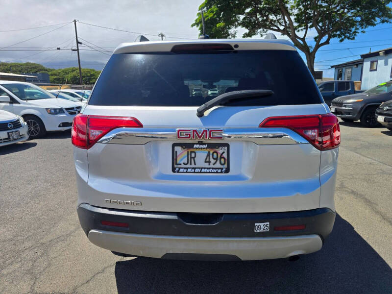 2017 GMC Acadia SLE-2
