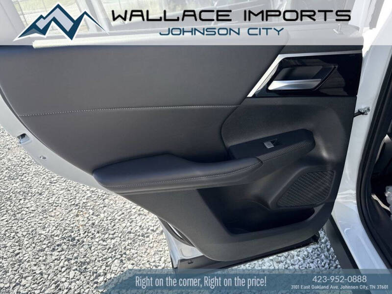 2025 Mitsubishi Outlander PHEV SE