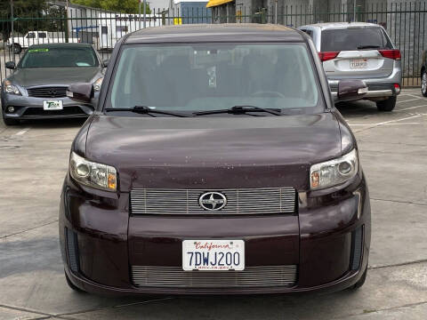 2008 Scion xB
