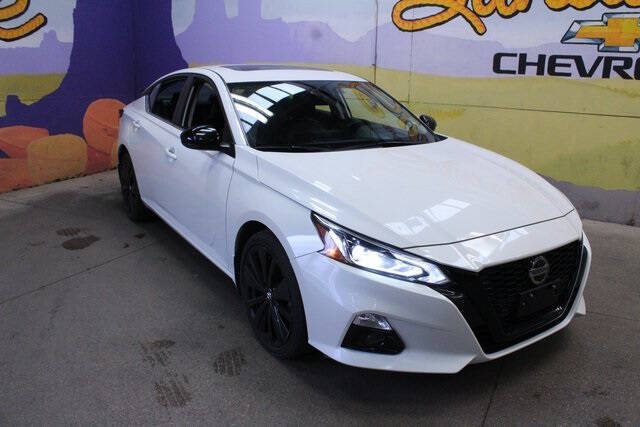 2022 Nissan Altima 2.5 SR