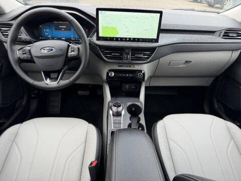 2026 Ford Escape Hybrid Platinum