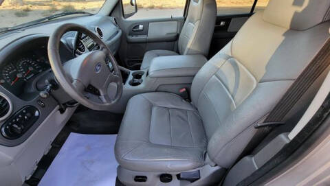 2004 Ford Expedition XLT