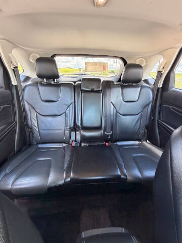 2017 Ford Edge Titanium