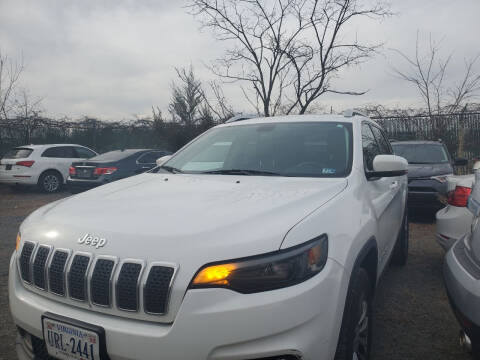 2019 Jeep Cherokee for sale at M & M Auto Brokers in Chantilly VA