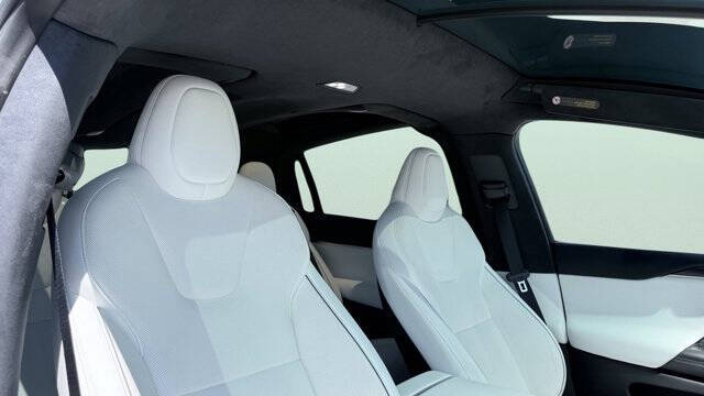 2022 Tesla Model X Plaid