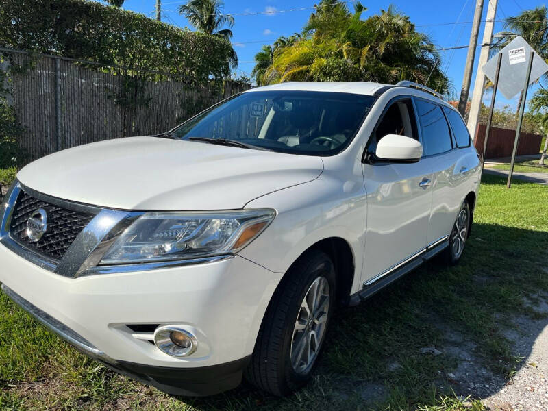 2014 Nissan Pathfinder for sale at N-X-CESS Motorsports Inc in Hollywood FL