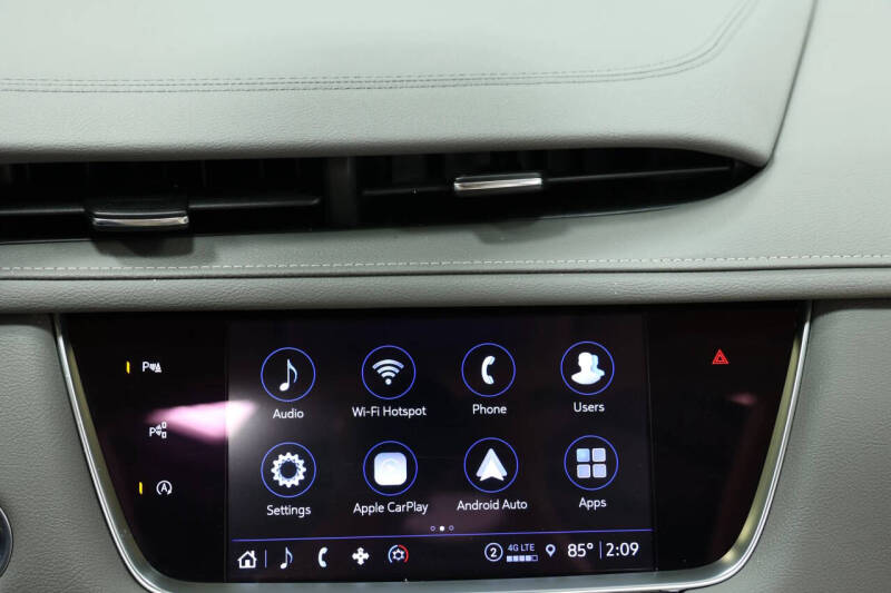 2022 Cadillac XT5 Premium Luxury